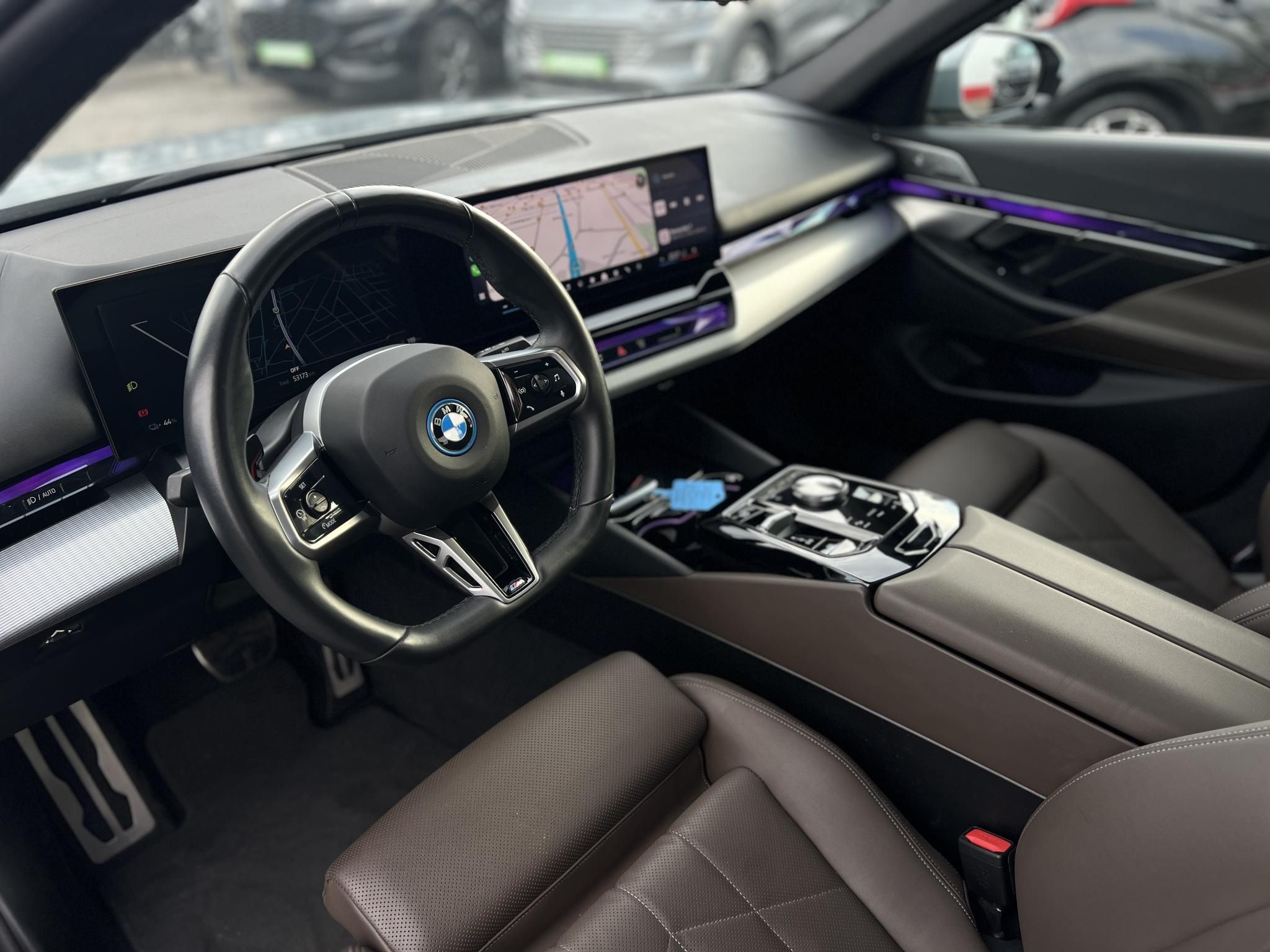 BMW I5 eDrive40 81,2kWh M-sport. Bowers & Wilkins. 626km WLTP. panorámatető. újszerű állapot!