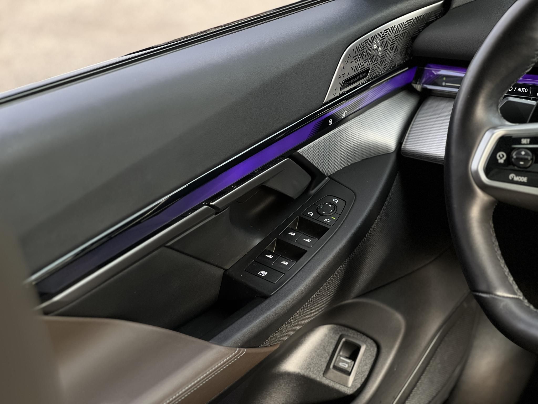 BMW I5 eDrive40 81,2kWh M-sport. Bowers & Wilkins. 626km WLTP. panorámatető. újszerű állapot!