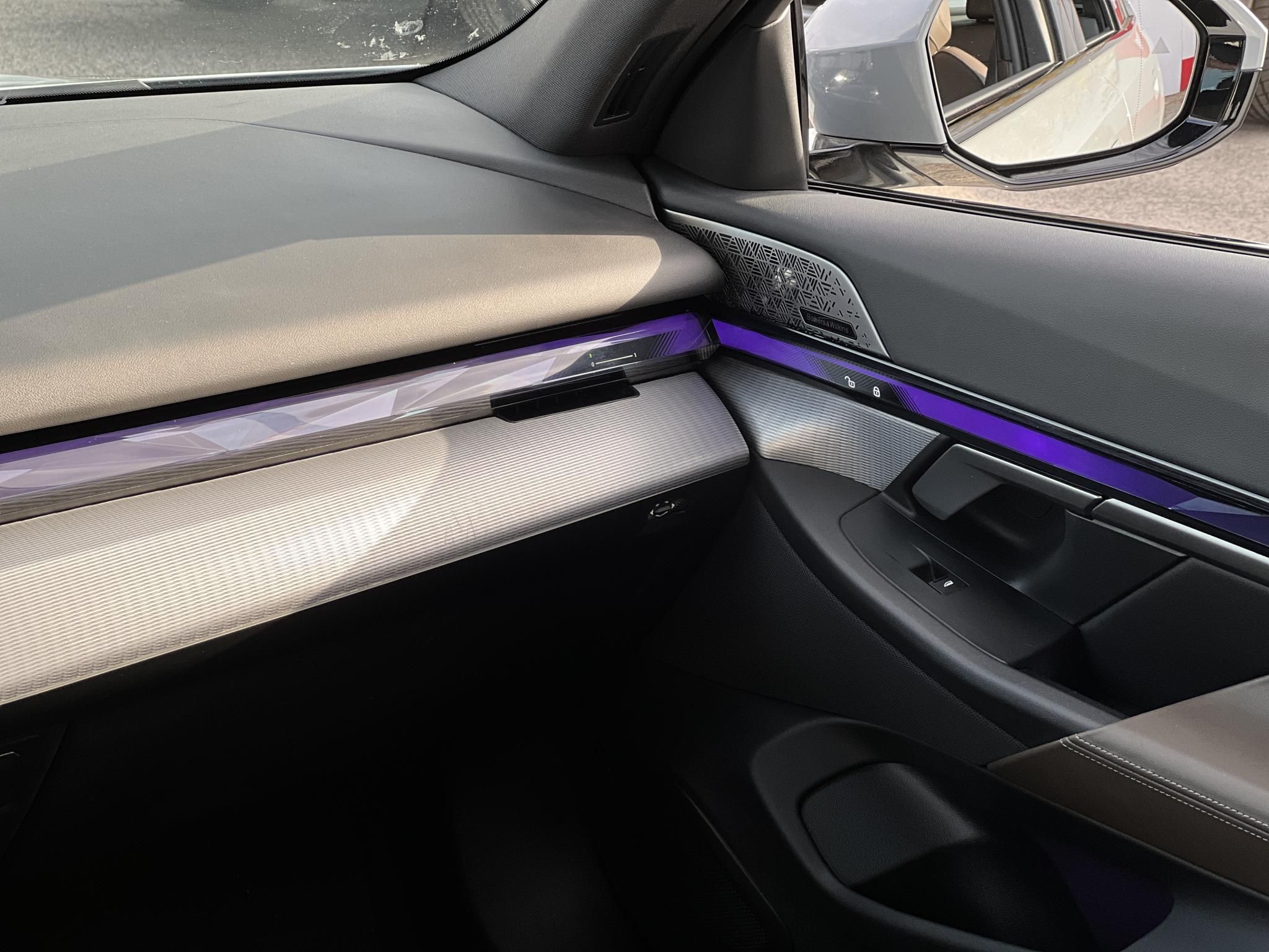 BMW I5 eDrive40 81,2kWh M-sport. Bowers & Wilkins. 626km WLTP. panorámatető. újszerű állapot!
