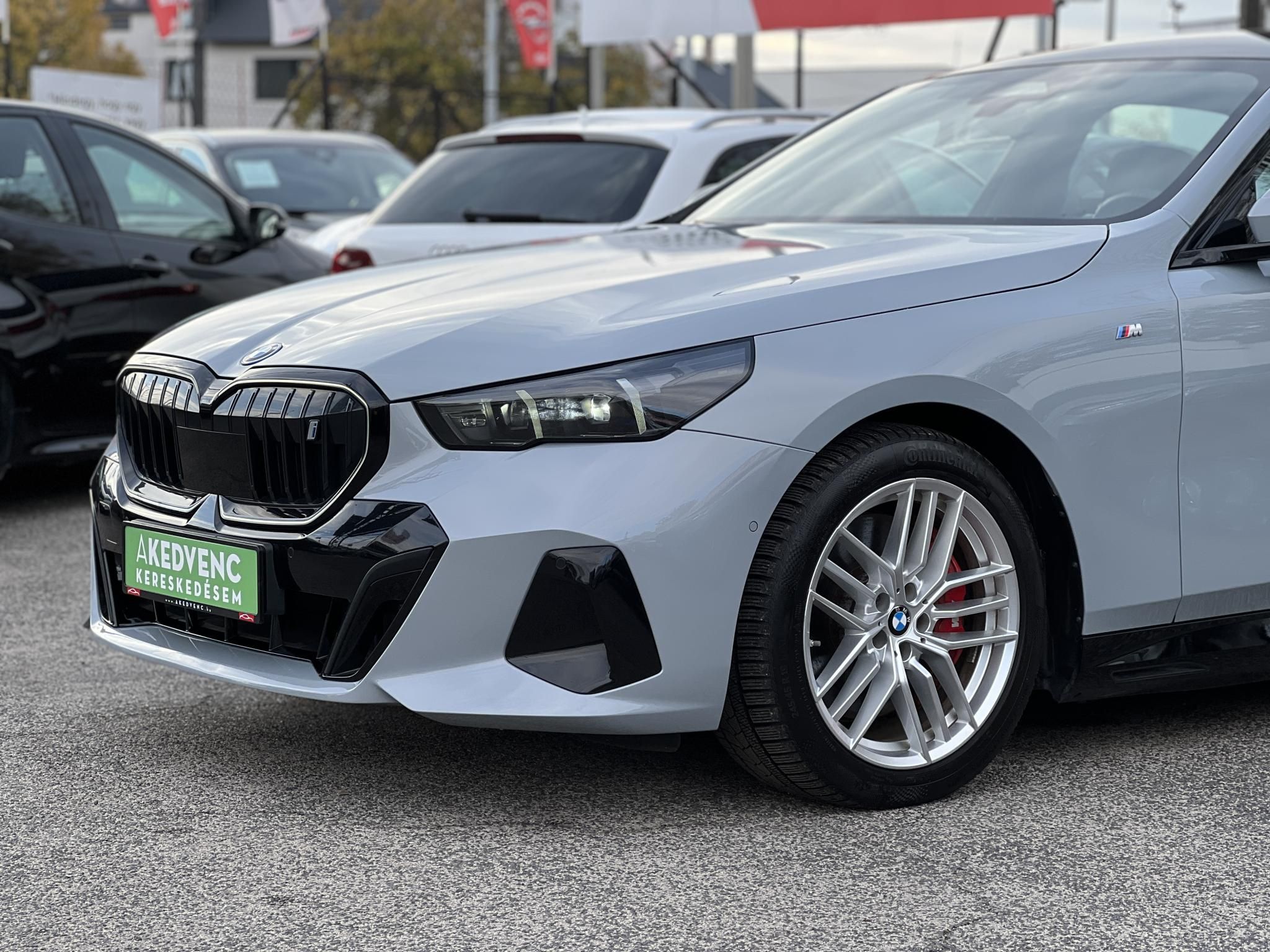 BMW I5 eDrive40 81,2kWh M-sport. Bowers & Wilkins. 626km WLTP. panorámatető. újszerű állapot!